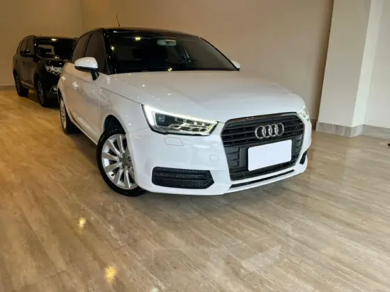 AUDI A1 1.4 TFSI SPORTBACK ATTRACTION 16V 122CV GASOLINA 4P S-TRONIC