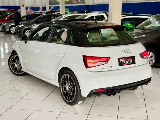 AUDI-A1-1.8 TFSI SPORTBACK AMBITION GASOLINA 4P S-TRONIC AUDI-A1-2015