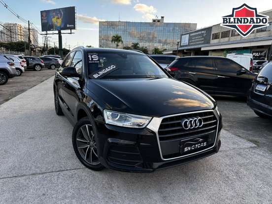 AUDI-Q3-2018