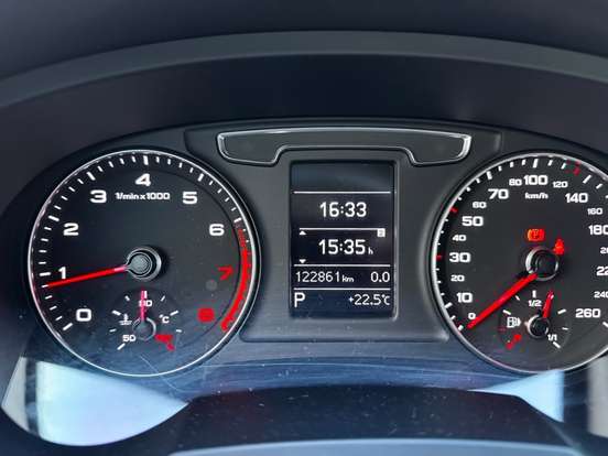 AUDI-Q3-2018