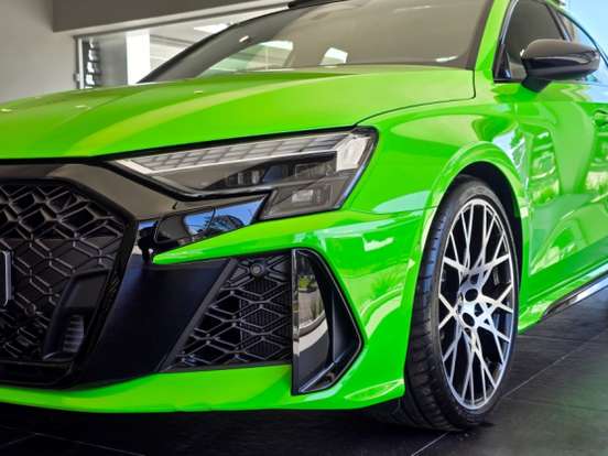 AUDI-RS3-2025
