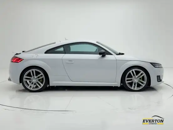 AUDI-TT-2015