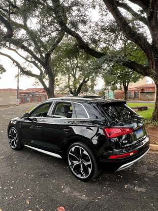 AUDI-Q5-2017