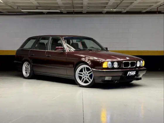 BMW 540i 4.0 TOURING V8 32V GASOLINA 4P MANUAL