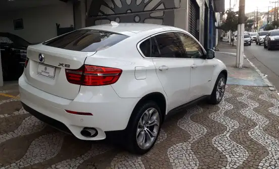 BMW-X6-2013
