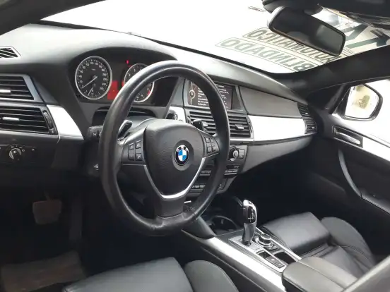 BMW-X6-3.0 35I 4X4 COUPÉ 6 CILINDROS 24V GASOLINA 4P AUTOMÁTICO BMW-X6-2013