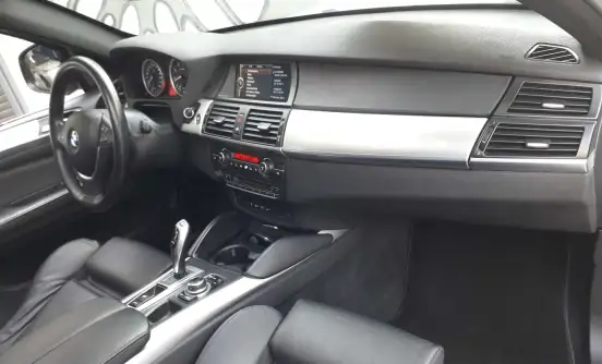 BMW-X6-2013