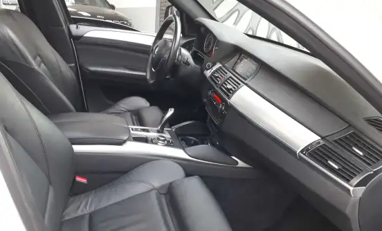 BMW-X6-2013