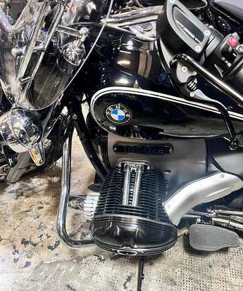 BMW-R 18 BMW-R 18-2023