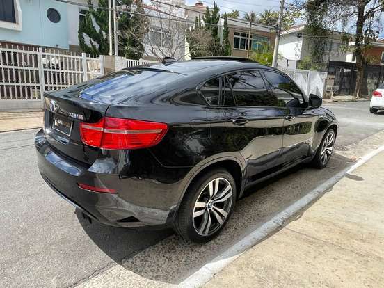 BMW-X6-2010