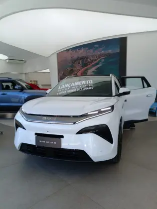 BYD ATTO 8 1.5 TURBO PHEV AWD AUTOMÁTICO BYD ATTO 8 1.5 TURBO PHEV AWD AUTOMÁTICO
