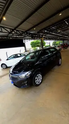 CHEVROLET-ONIX-2018