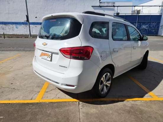 CHEVROLET-SPIN-1.8 PREMIER 8V FLEX 4P AUTOMÁTICO CHEVROLET-SPIN-2023