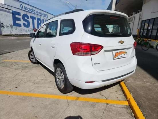 CHEVROLET-SPIN-1.8 PREMIER 8V FLEX 4P AUTOMÁTICO CHEVROLET-SPIN-2023