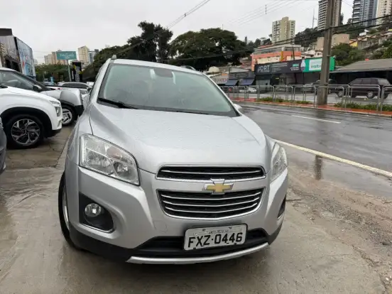 CHEVROLET-TRACKER-2016