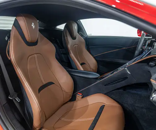 /en/city/cate-car-used-car/ferrari-roma-2022-3-9-v8-turbo-gasolina-f1-dct-49583184135981056/-7