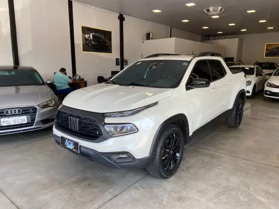 FIAT TORO 1.3 TURBO 270 FLEX VOLCANO AT6 FIAT TORO 1.3 TURBO 270 FLEX VOLCANO AT6