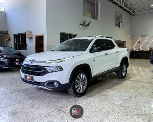 FIAT TORO 2.0 16V TURBO DIESEL VOLCANO 4WD AT9 FIAT TORO 2.0 16V TURBO DIESEL VOLCANO 4WD AT9