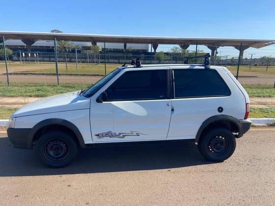 FIAT UNO 1.0 MPI MILLE WAY ECONOMY 8V FLEX 2P MANUAL