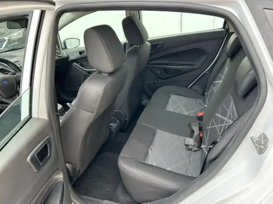 FORD-FIESTA-2014