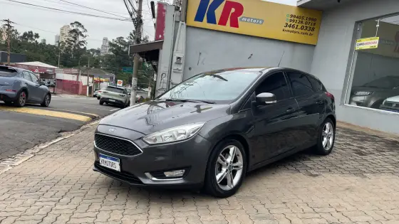 FORD FOCUS 1.6 SE 16V FLEX 4P MANUAL FORD FOCUS 1.6 SE 16V FLEX 4P MANUAL