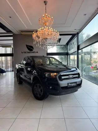 FORD RANGER 2.2 XLS 4X4 CD 16V DIESEL 4P MANUAL FORD RANGER 2.2 XLS 4X4 CD 16V DIESEL 4P MANUAL