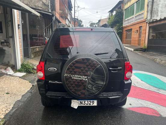 FORD-ECOSPORT-2011