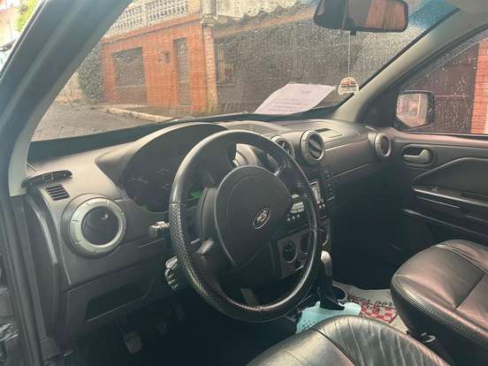 FORD-ECOSPORT-2011