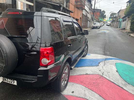 FORD-ECOSPORT-2011