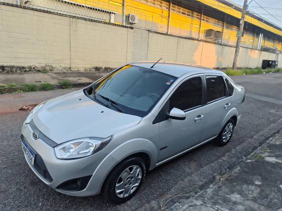 FORD FIESTA 1.6 MPI CLASS SEDAN 8V FLEX 4P MANUAL