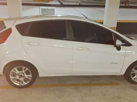 FORD-FIESTA-1.6 SE HATCH 16V FLEX 4P MANUAL FORD-FIESTA-2014
