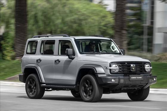 GWM TANK 300 2.0 HI4-T PHEV FLEX 4X4 9HAT