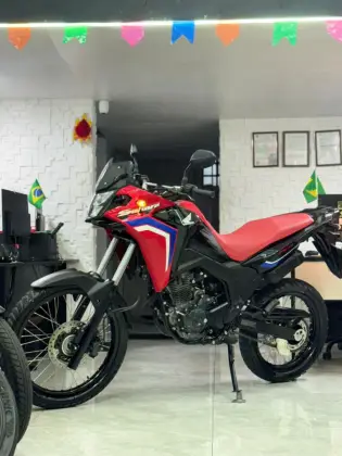 HONDA XRE 300 SAHARA RALLY 