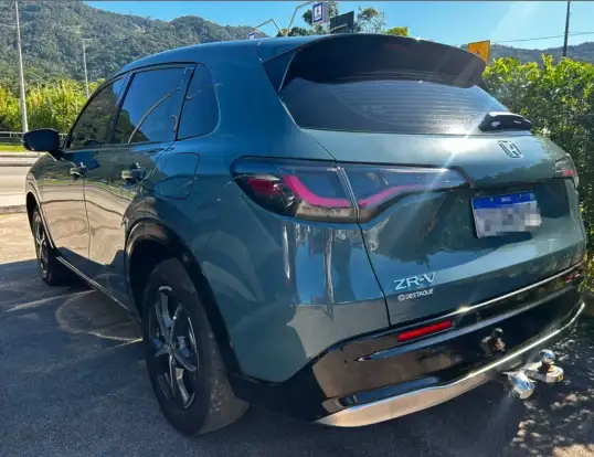 HONDA-ZR-V-2023