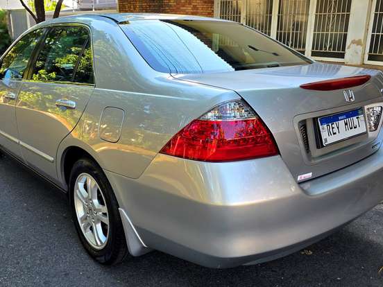 HONDA-ACCORD-2.0 LX 16V GASOLINA 4P AUTOMÁTICO HONDA-ACCORD-2007