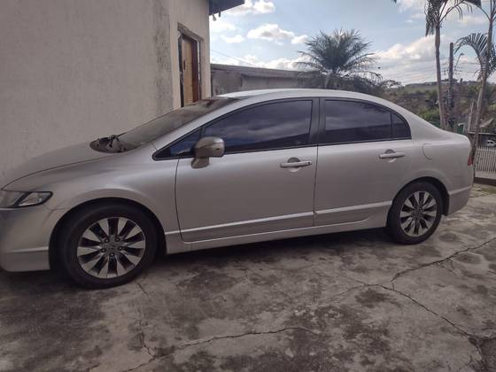 HONDA CIVIC 1.8 LXS 16V FLEX 4P AUTOMÁTICO