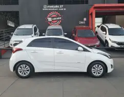 HYUNDAI HB20 1.6 COMFORT PLUS 16V FLEX 4P MANUAL HYUNDAI HB20 1.6 COMFORT PLUS 16V FLEX 4P MANUAL