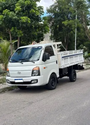 HYUNDAI HR 2.5 LONGO COM CAÇAMBA 4X2 16V 130CV TURBO INTERCOOLER DIESEL 2P MANUAL