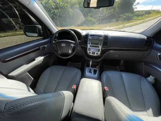 HYUNDAI-SANTA FÉ-2.4 MPI 2WD 16V GASOLINA 4P AUTOMÁTICO HYUNDAI-SANTA FÉ-2011