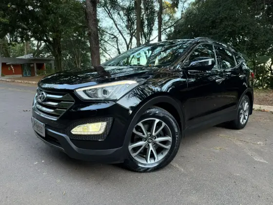 HYUNDAI SANTA FÉ 3.3 MPFI 4X4 7 LUGARES V6 270CV GASOLINA 4P AUTOMÁTICO HYUNDAI SANTA FÉ 3.3 MPFI 4X4 7 LUGARES V6 270CV GASOLINA 4P AUTOMÁTICO