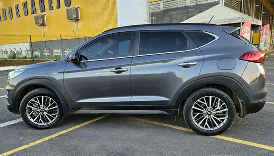 HYUNDAI-TUCSON-2024