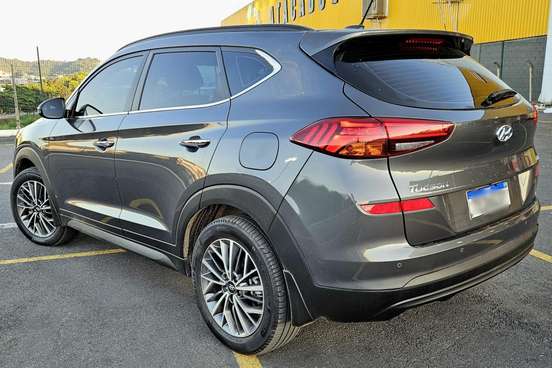 HYUNDAI-TUCSON-2024