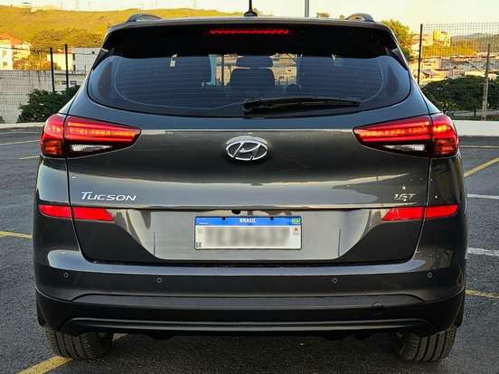 HYUNDAI-TUCSON-2024