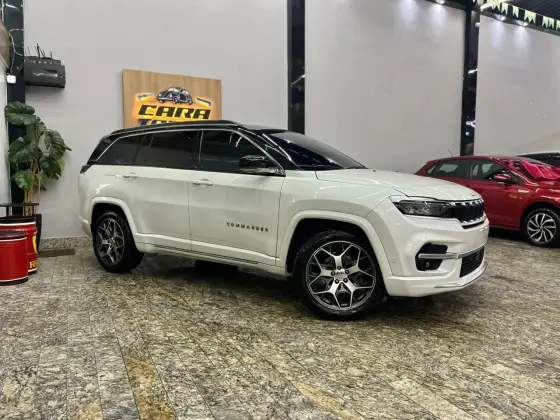 JEEP COMMANDER 1.3 T270 TURBO FLEX OVERLAND AT6 JEEP COMMANDER 1.3 T270 TURBO FLEX OVERLAND AT6