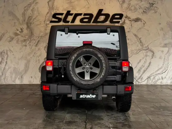 JEEP-WRANGLER-3.6 UNLIMITED SPORT 4X4 V6 GASOLINA 4P AUTOMÁTICO JEEP-WRANGLER-2012