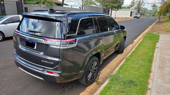 JEEP-COMMANDER-2025