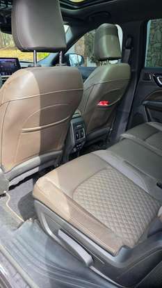 JEEP-COMMANDER-2025