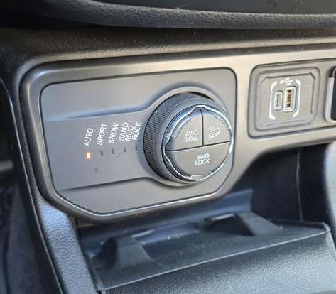 JEEP-RENEGADE-2024