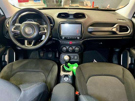 JEEP-RENEGADE-2016