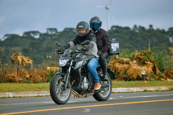 KAWASAKI Z650 ABS 